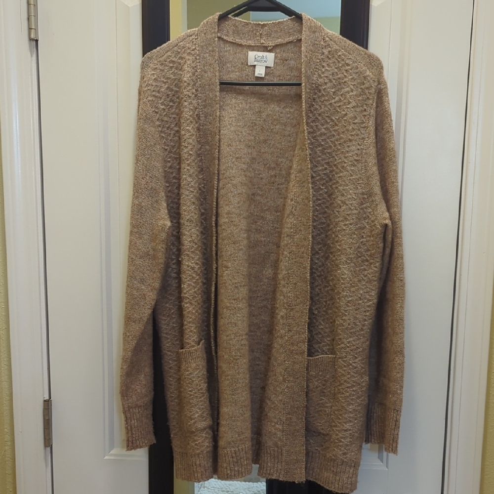 🟣3/$20-Croft & Barrow Beige Knit Sweater
